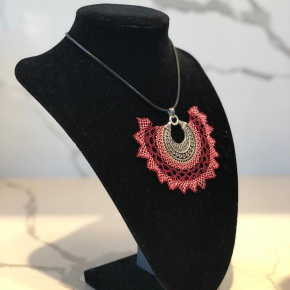 Necklace - Picture 3 of 3